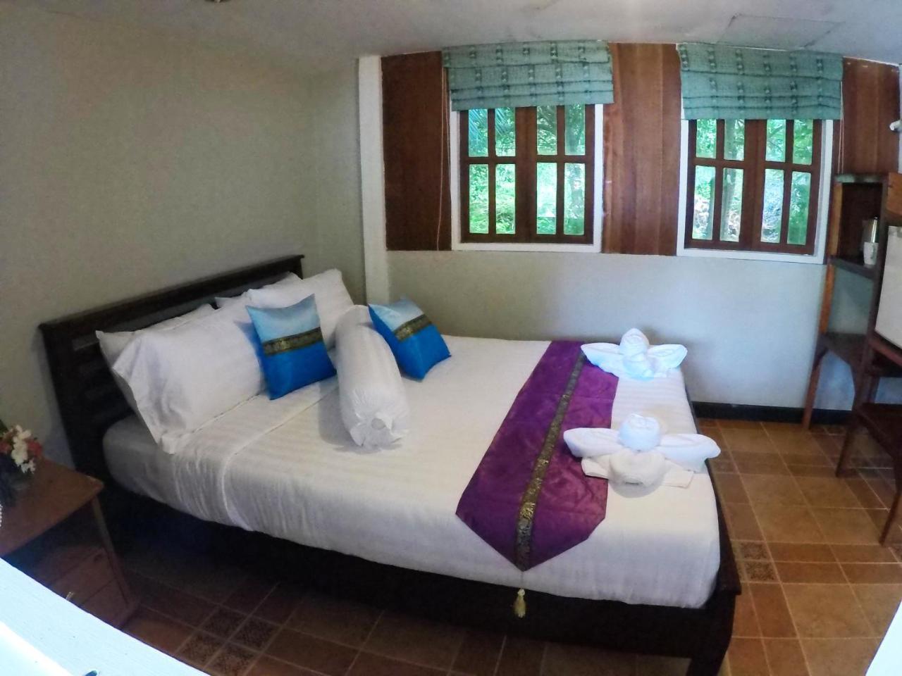 Dolphin Bay Beach Resort Ko Pha Ngan Ngoại thất bức ảnh